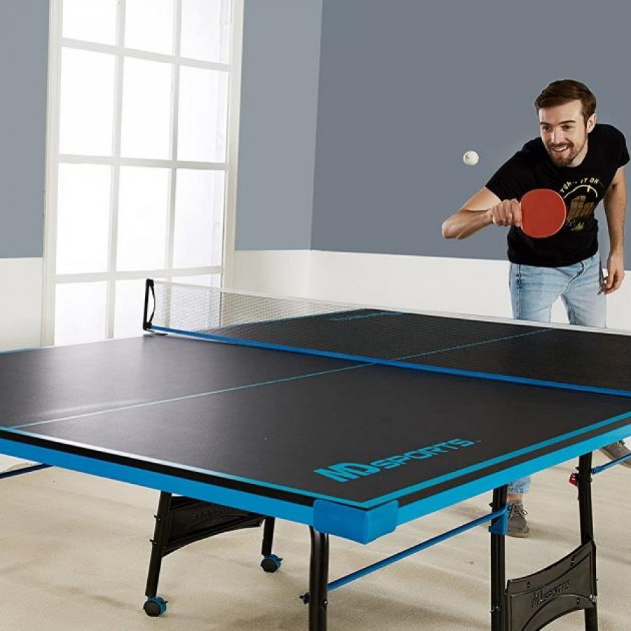 Table Tennis Table, with Paddle and Balls